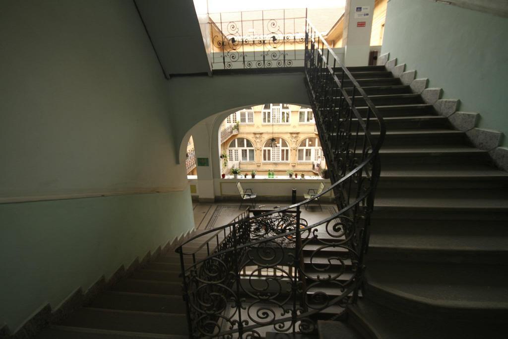 2Night Hostel Budapest Kültér fotó