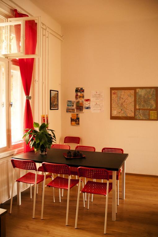 2Night Hostel Budapest Kültér fotó